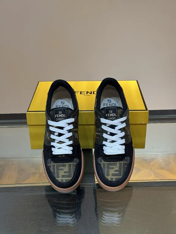 Fendi Shoe 